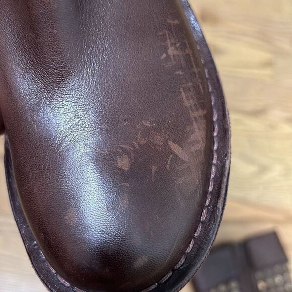 UGG AUSTRALIA CONOR‎ STUDDED BOOTS SIZE 6.5 - Picture 9 of 9